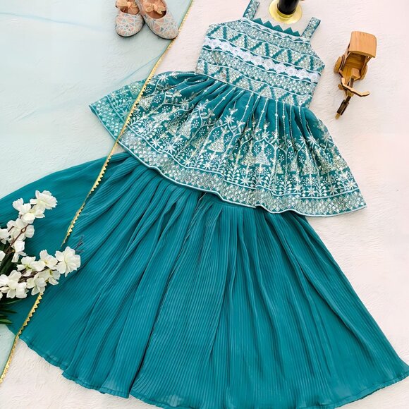 Kid's Wear - Picture 8 of 10